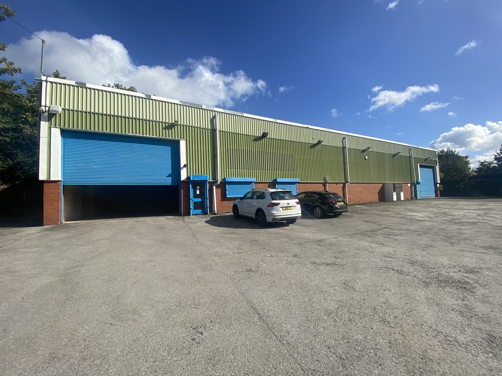 Delph Industrial Estate - Unit 40