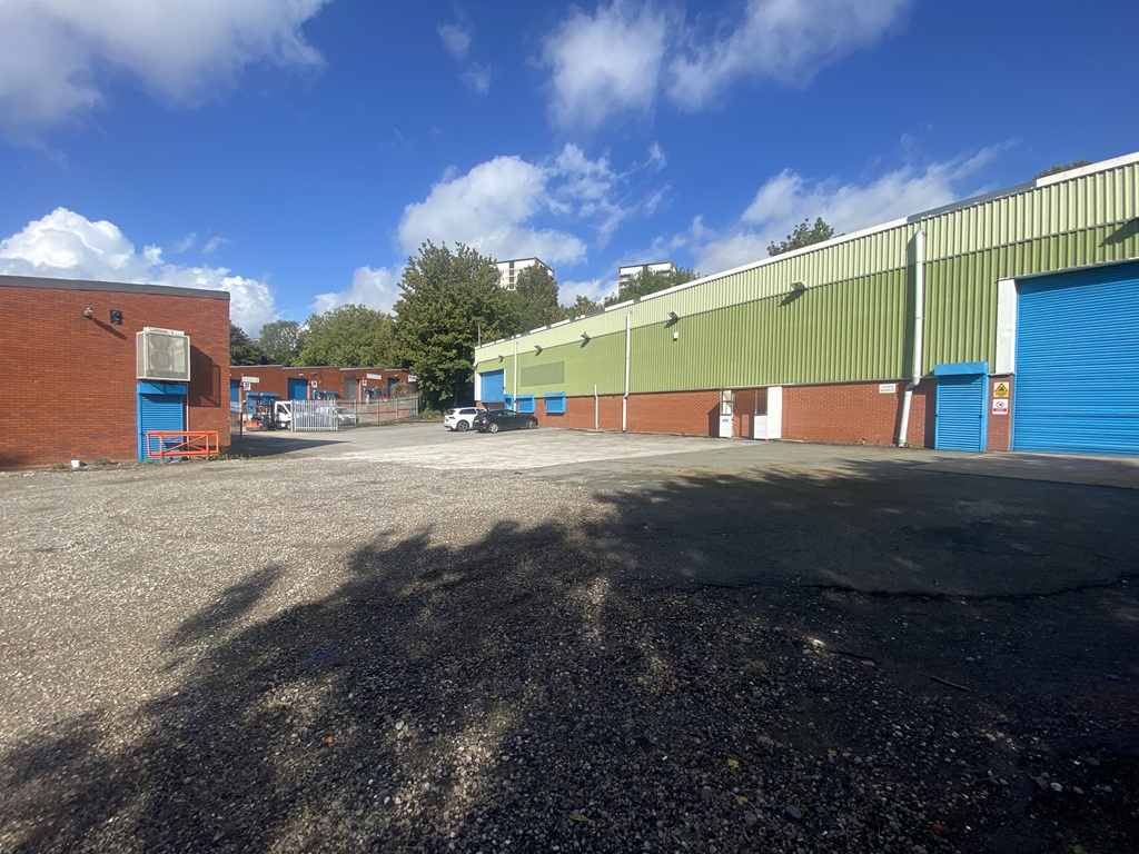 Delph Industrial Estate - Unit 40