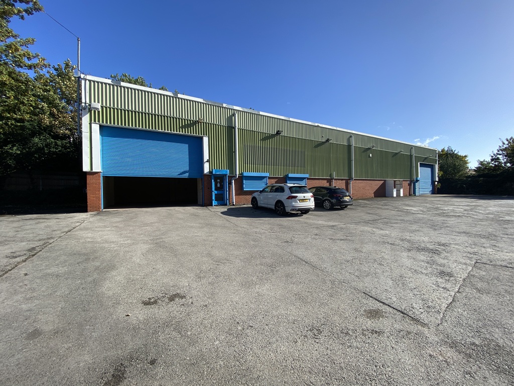 Delph Industrial Estate - Unit 40