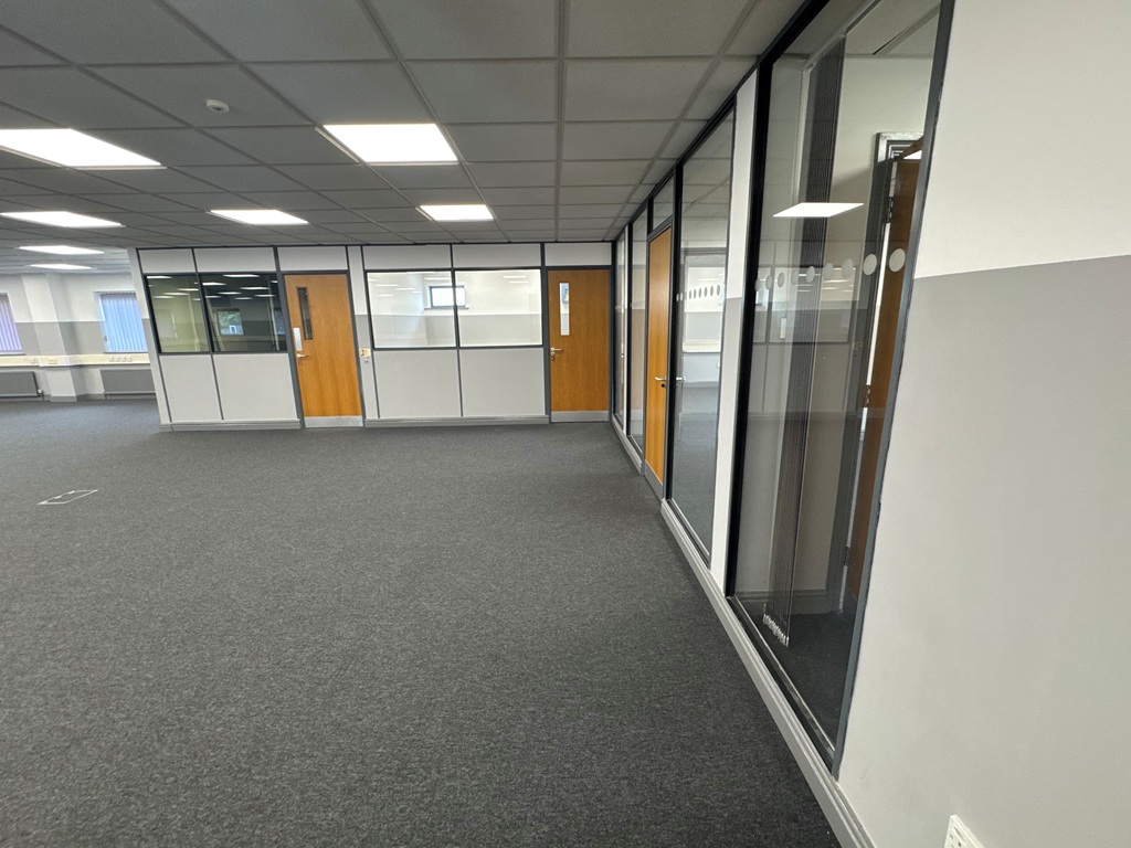 Hereward Rise, Halesowen - 11