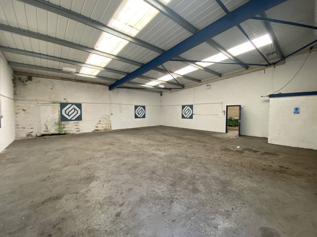 Hewell Road, Redditch - Yard and Premises