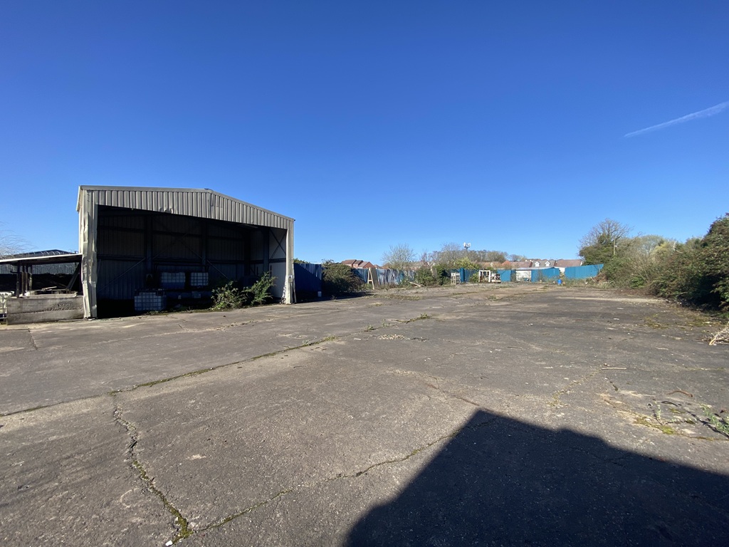 Hewell Road, Redditch - Yard and Premises