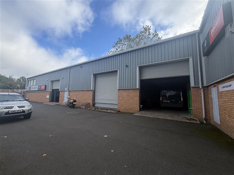 High Street, Pensnett - 20