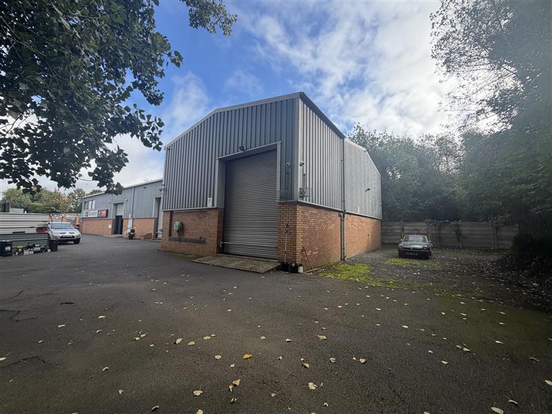 High Street, Pensnett - 20