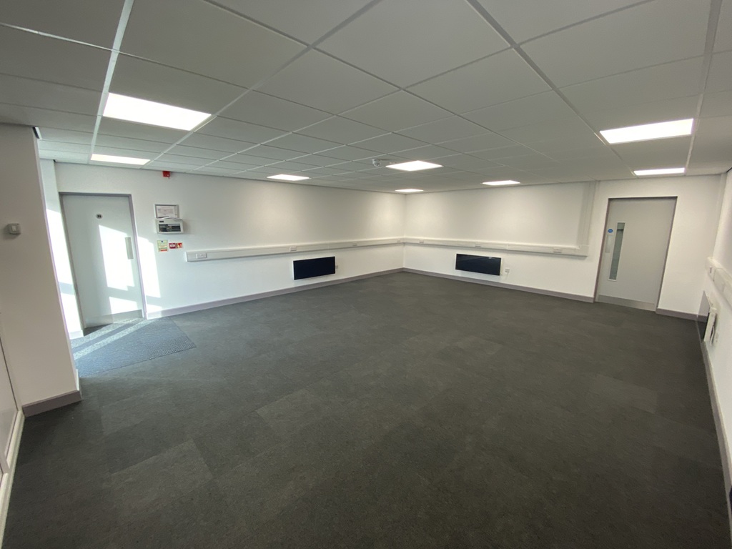 Kelvin Way - 14