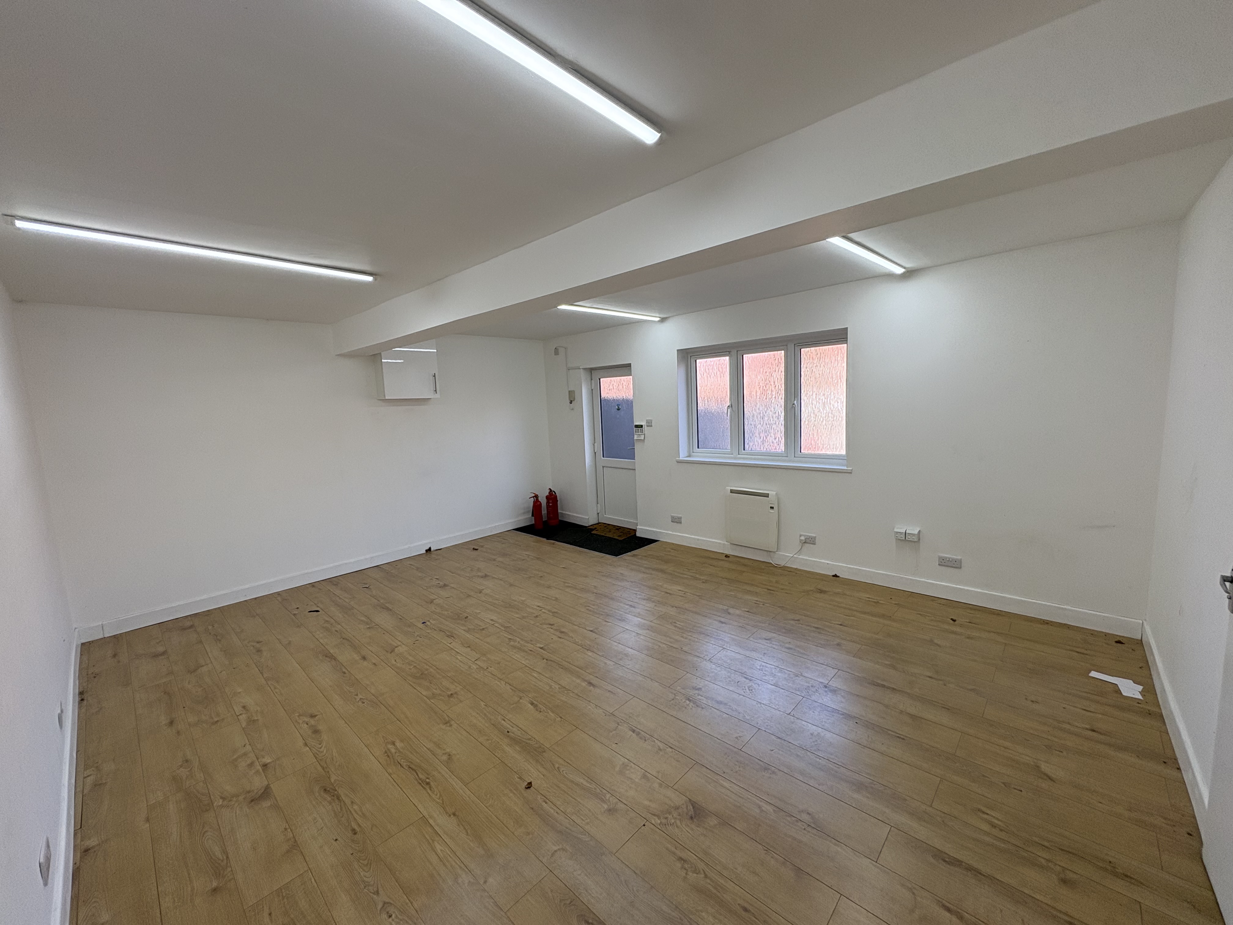 Woods Lane, Cradley Heath - 1A & 1B